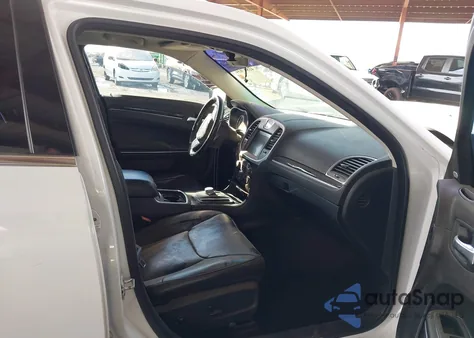 2017 Chrysler 300C z USA, uszkodzony, nr VIN 2C3CCAEG5HH566487